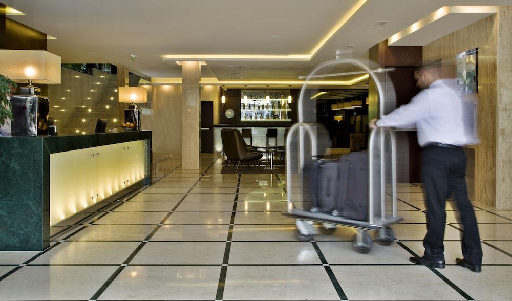 Turim Av. Liberdade Hotel 4*